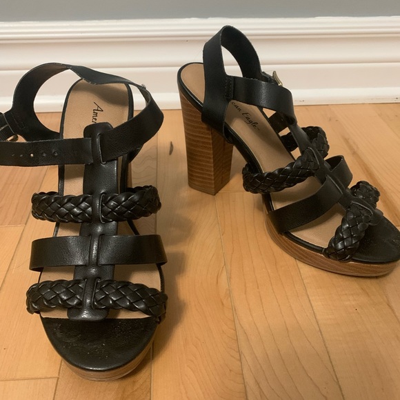 Lot of shoes - Picture 6 of 9